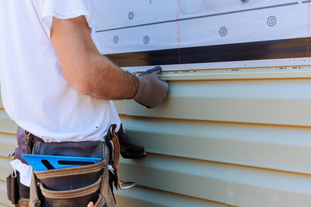 Trusted Emergency Siding Repair service in Sycamore, IL - Creative Siding